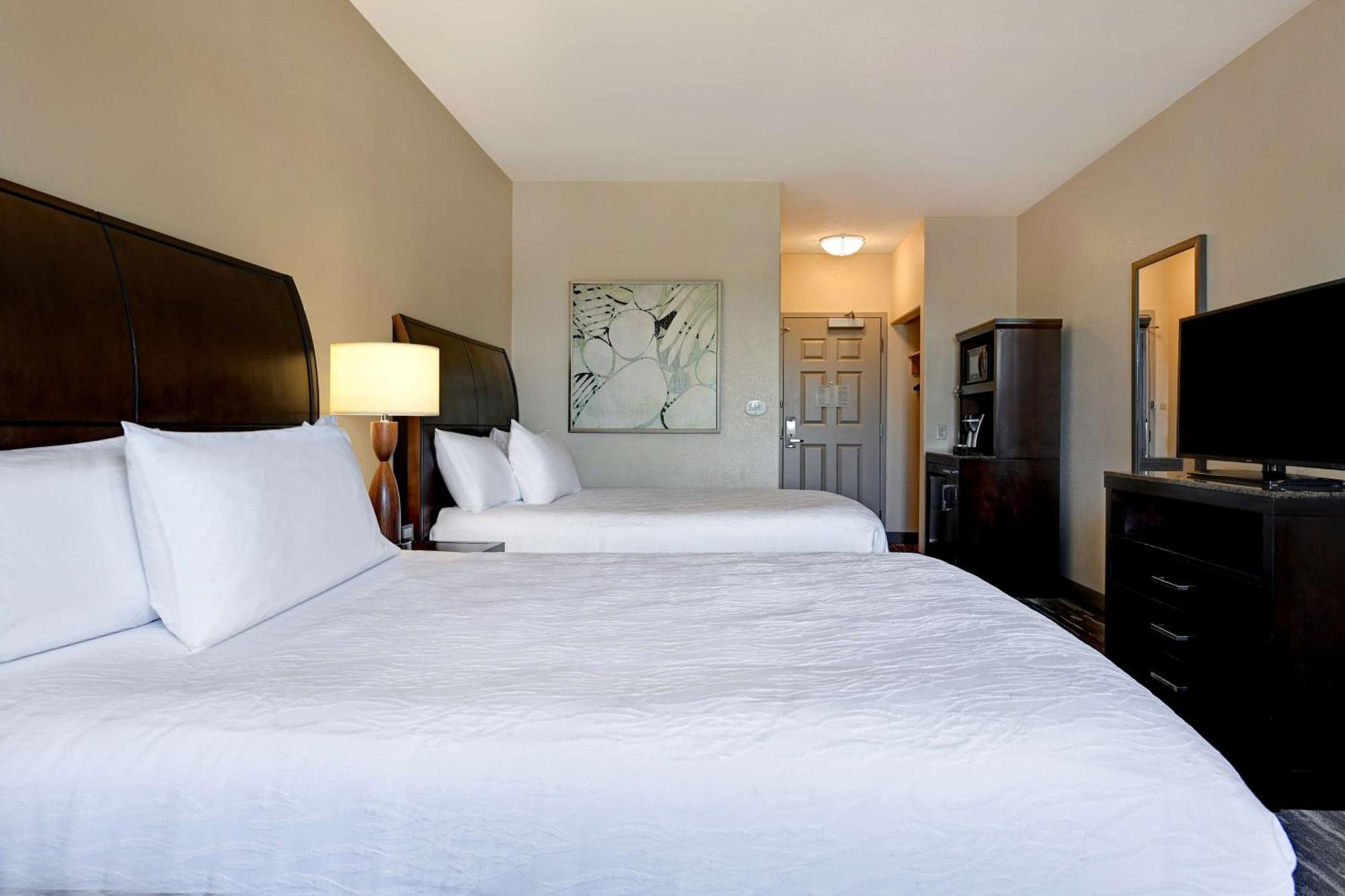 Hilton Garden Inn San Bernardino Exterior foto